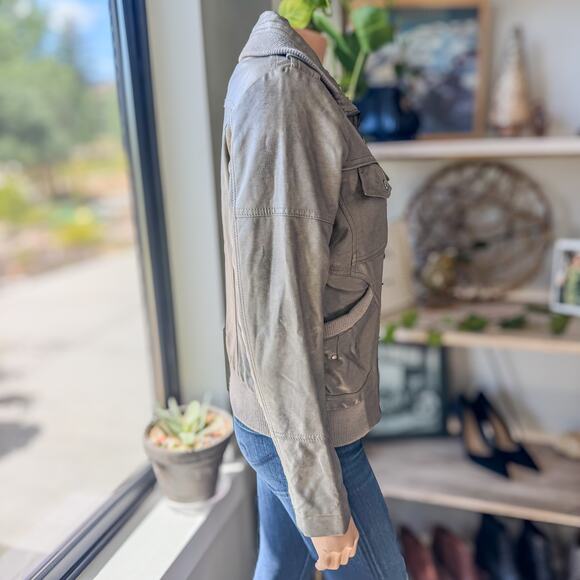 Bernardo Faux Leather Distressed Bomber Jacket/Moto Jacket, Women's Size Medium - Picture 5 of 9